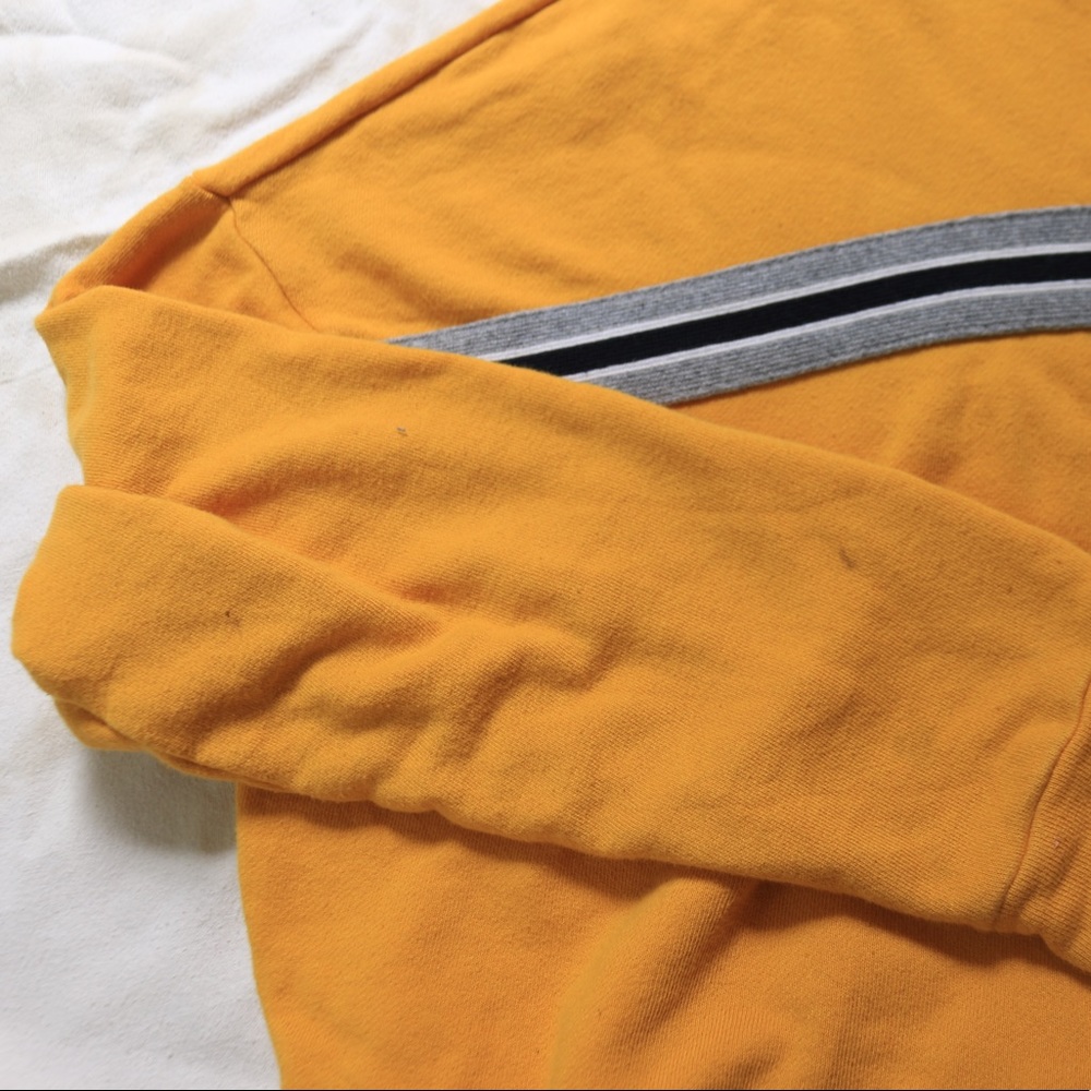 🦋 FOREVER 21 Cropped Yellow Cute Stylish Hoodie - Picture 6 of 11